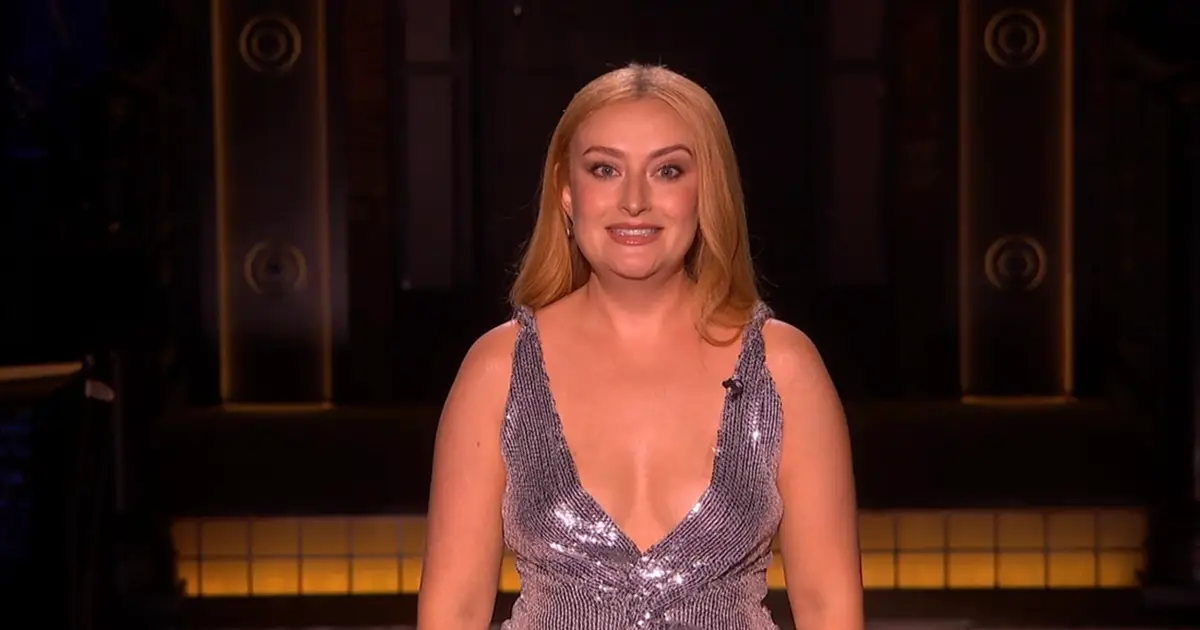Amelia Dimoldenberg Jokes About Why ‘Chicken Shop Date’ Is Ending in ‘SNL U.K.’ Monologue: ‘Celebrities Weren’t Coming on to Date Me. They Were Coming on to Promote Their Work!’