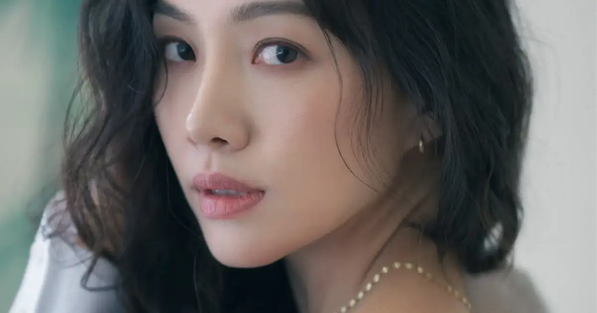 ‘Bedford Park’ Star and Busan Juror Moon Choi on Locking Away Her Trophies and Plotting a Screen Version of a Molière-Winning Play