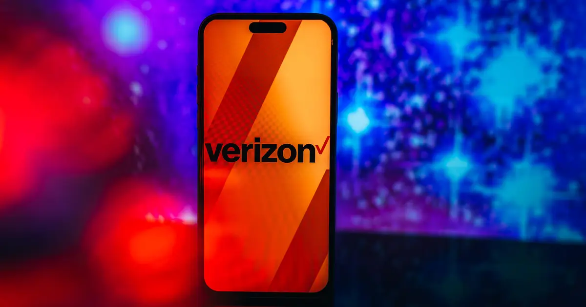Verizon Switches Focus to New Simplicity Phone Plan. Here’s What You’re Paying For