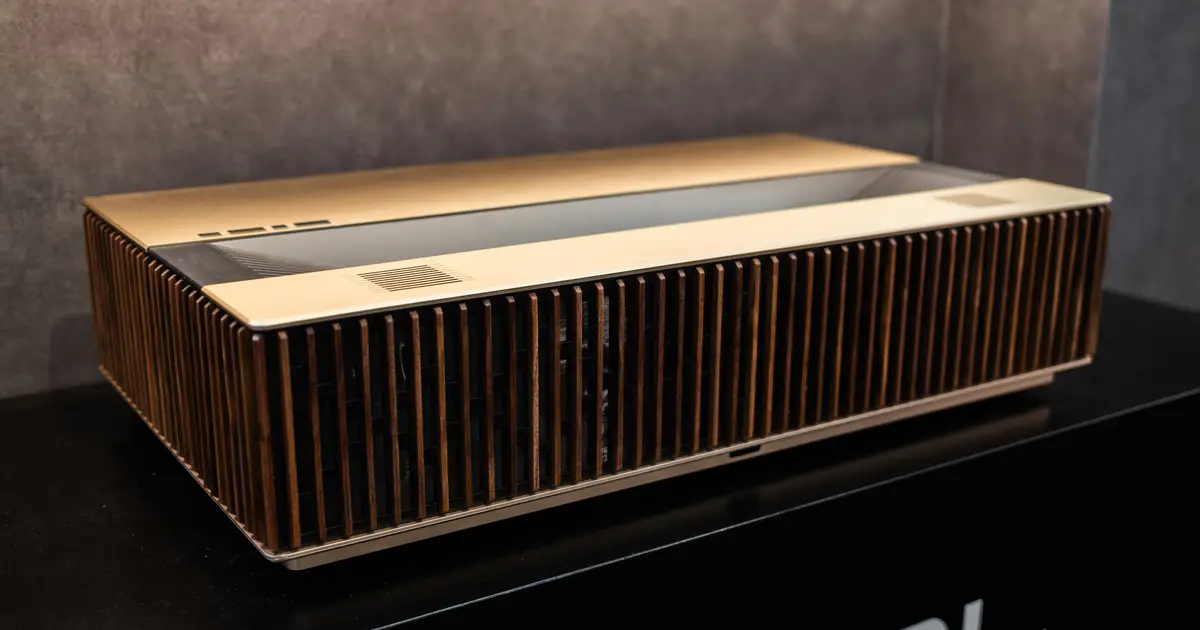 This Gorgeous UST Projector Has a High-Tech Secret