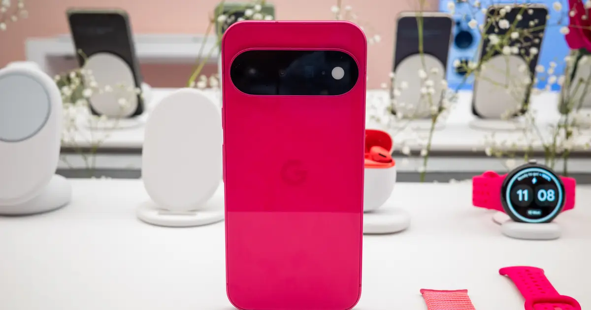The $899 Pixel 11’s Longer 30x Zoom and New Camera Bar Design Are Impressive