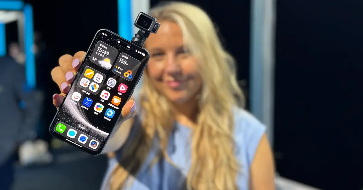 Honor Has Radically Reinvented the Phone for the Robot Age. I Played With It and It’s Wild