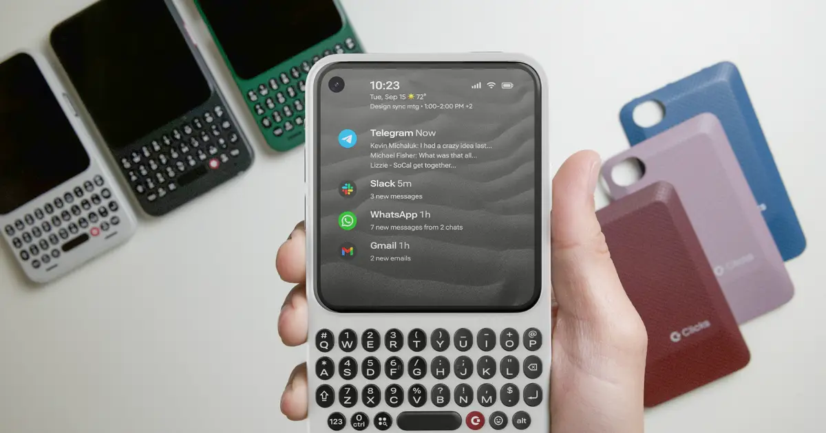 The Clicks Communicator Ships in December With More RAM and New Mobile Service