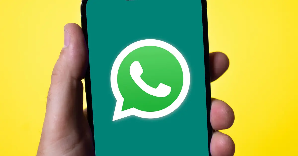 WhatsApp Fights Back Against Scammers With New AI Alert Tool
