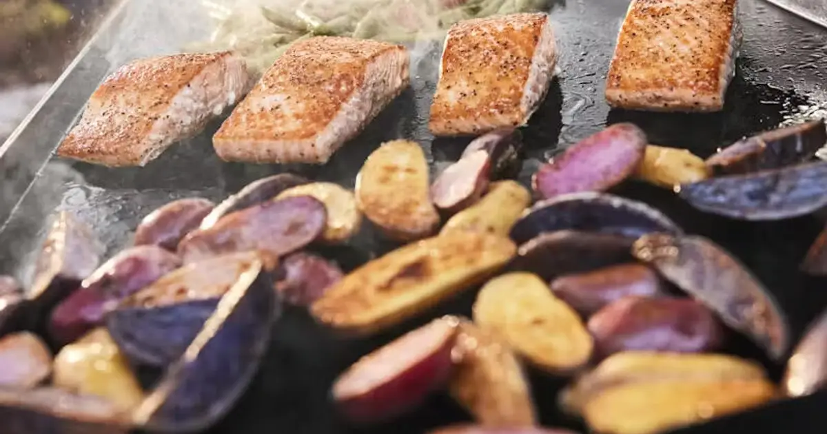 Flat-Top or Grated Grill? A Pitmaster Weighs In