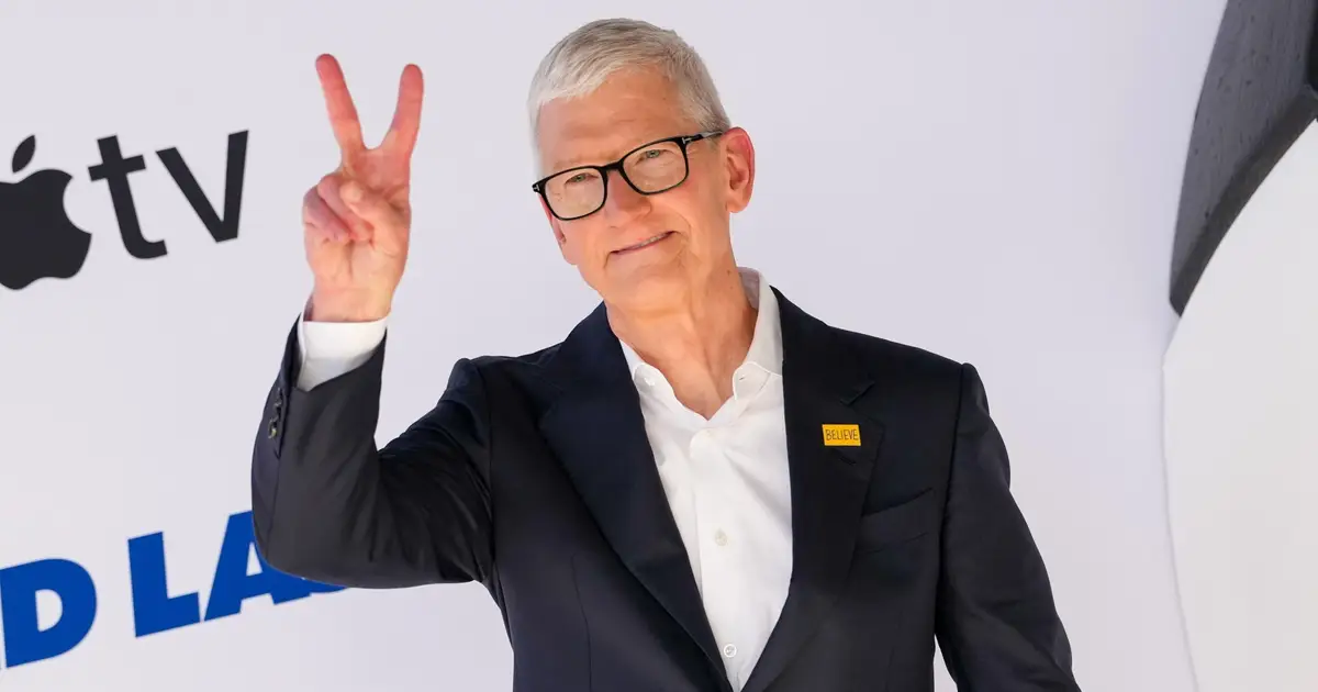 Tim Cook’s Final Earnings Call: Record iPhone Sales and Future Pricing Woes