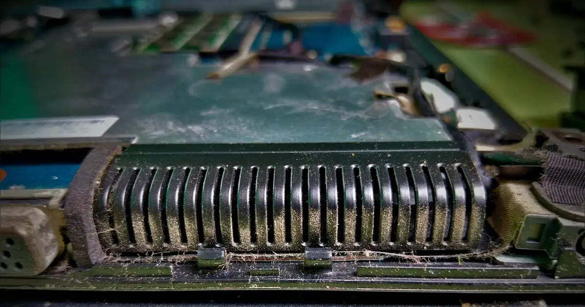 How to properly clean your laptop fan
