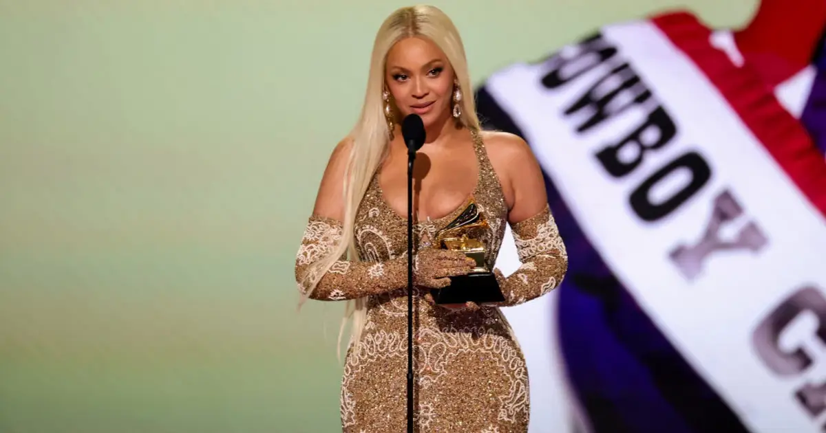 Separate But Equal : Did The GRAMMYs Segregate Country Music ? - Essence