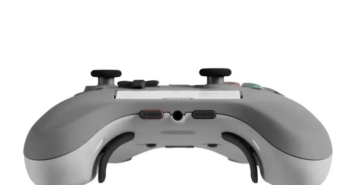 Genki’s Manta Controller Packs A Small Mountain Of Features Into A Single Gamepad