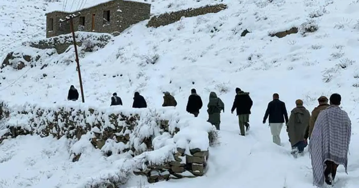 Snow , heavy rain kill 61 in three days in Afghanistan