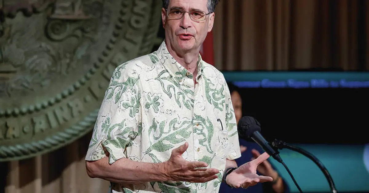 Hawaii legislative bills advance to unmask ICE agents - Hawaii Tribune - Herald