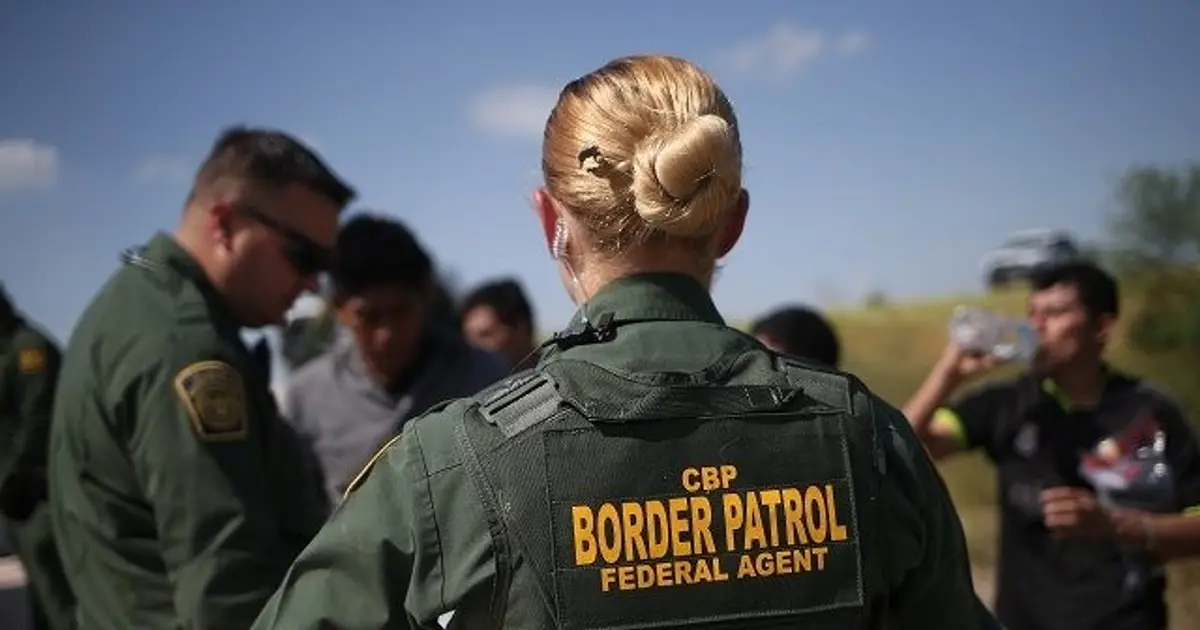 LA church says armed immigration agents stormed food bank , detained longtime volunteer – NaturalNews . com