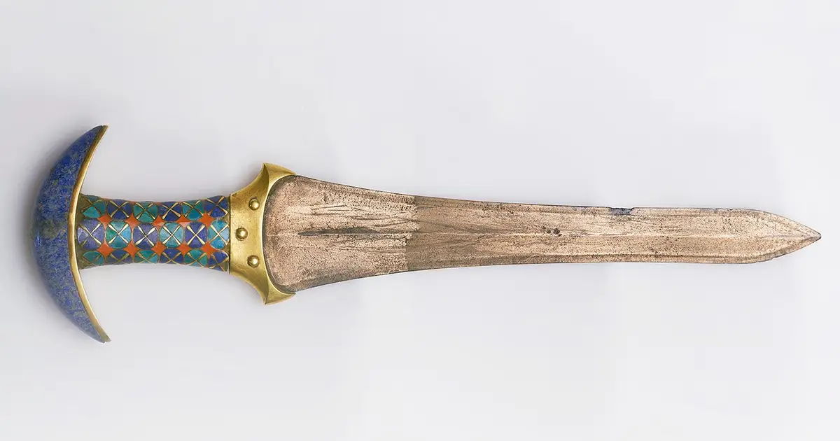 Ancient Egyptian princesses buried with weapons may have been fighters