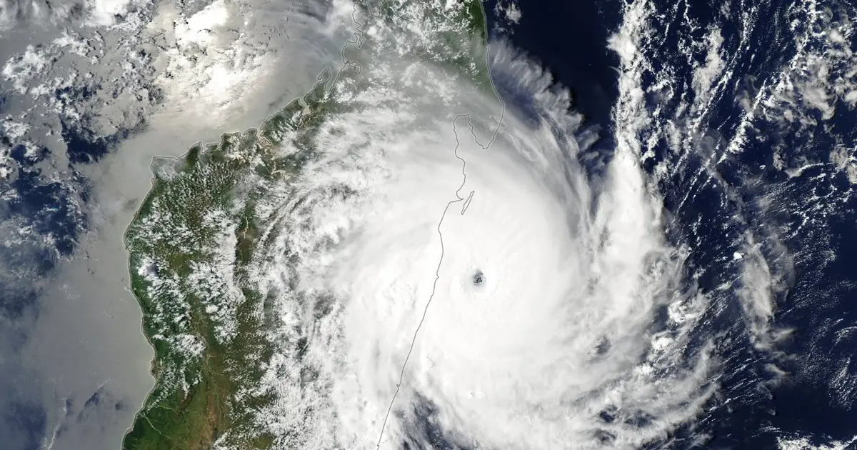 DeepMind AI gives an extra day of warning ahead of deadly cyclones