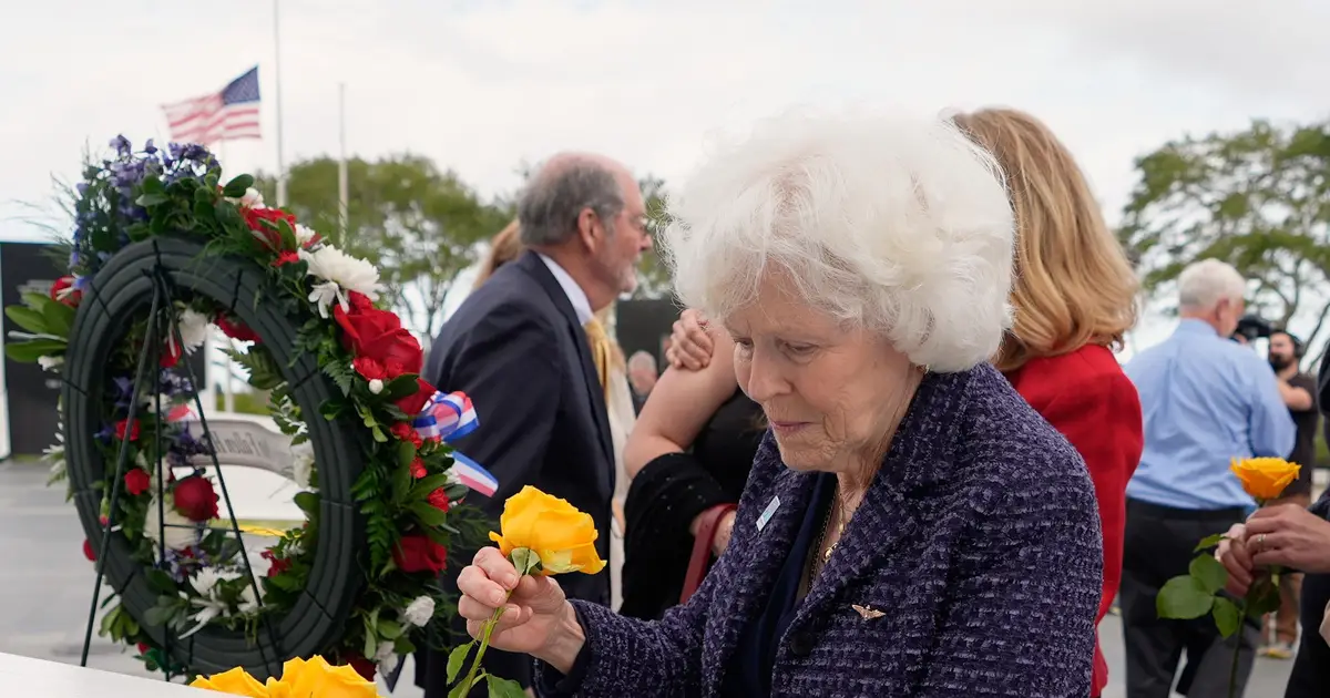 NASA , families of astronauts mark anniversary of Challenger accident