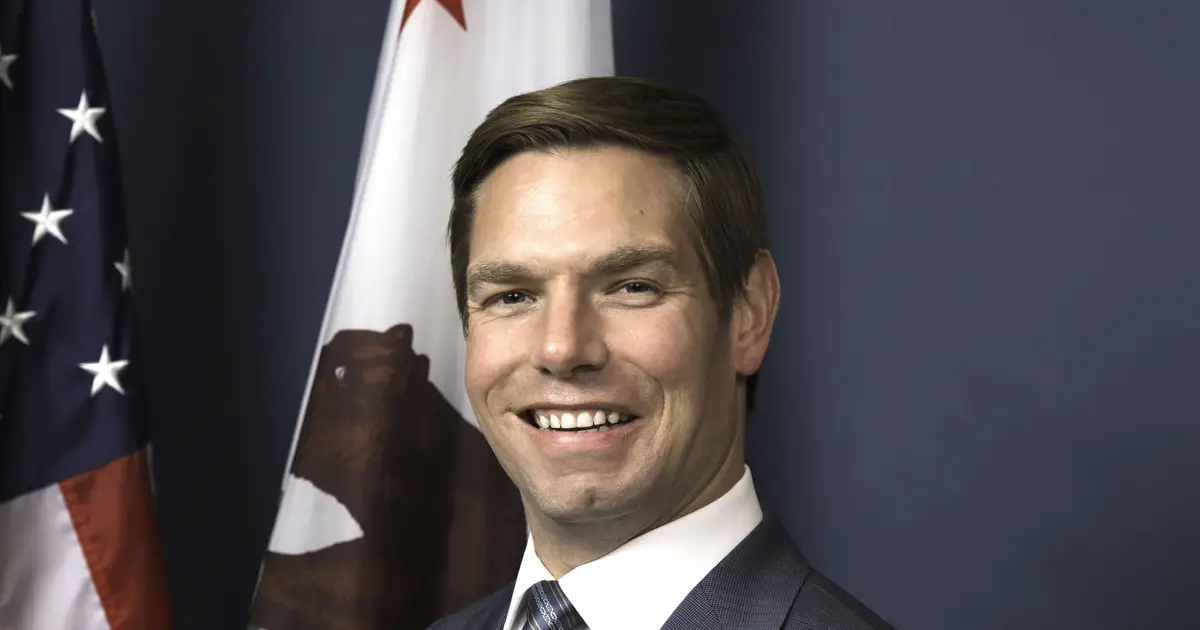 Reps . Swalwell , Goldman introduce bill to quell excessive force by ICE , CBP agents