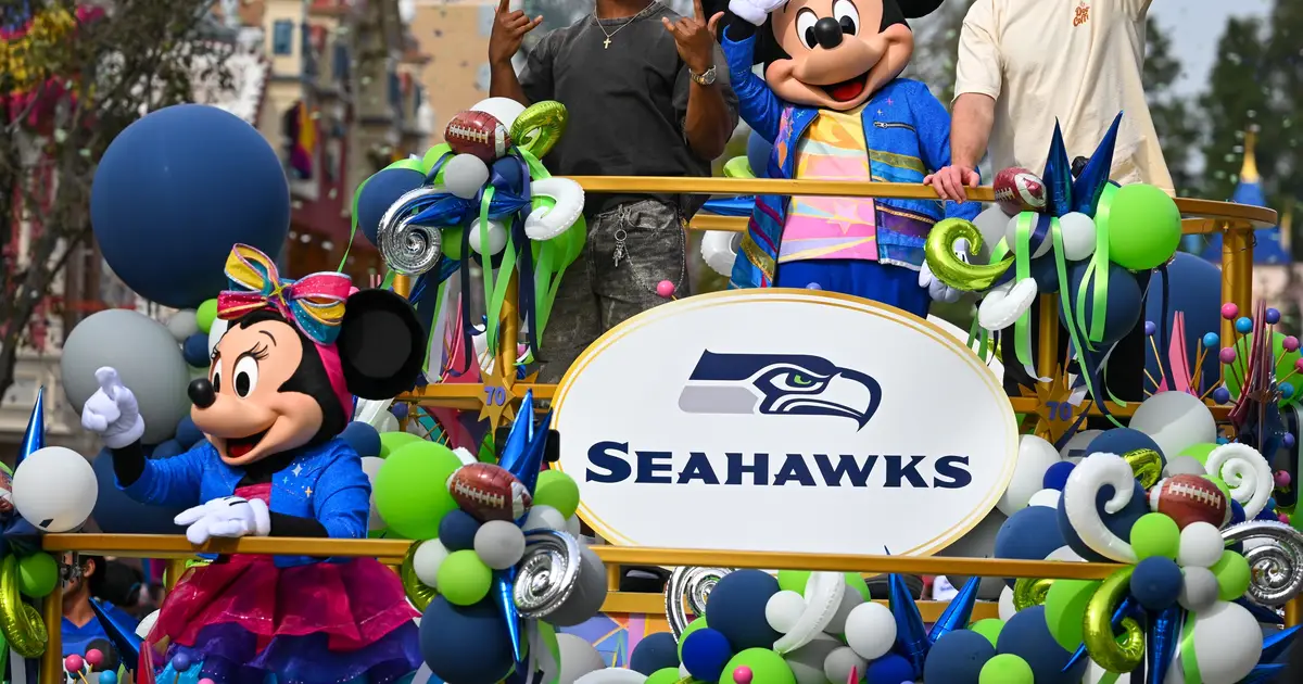 Disneyland throws Super Bowl victory parade for Seahawks stars