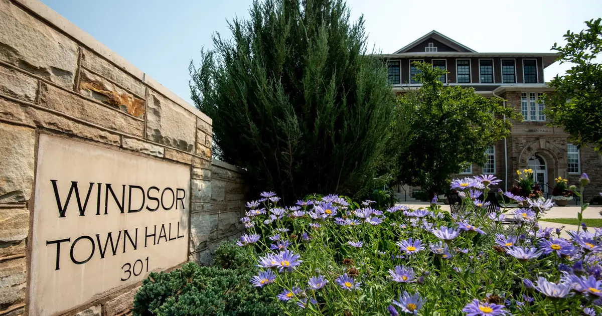 Windsor to hold election for mayor , 3 town board seat