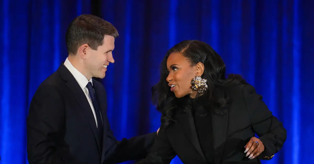 Her jabs go viral . He known to quote the Bible . How social media is shaping a Texas Senate race