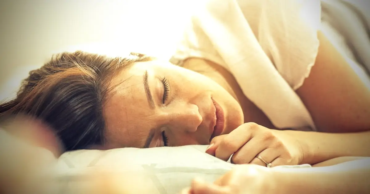 Scientists Reveal The Optimal Amount of Sleep to Lower Dementia Risk
