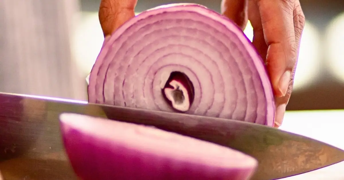 Your Taste For Onions May Reveal Something About Your Future Health
