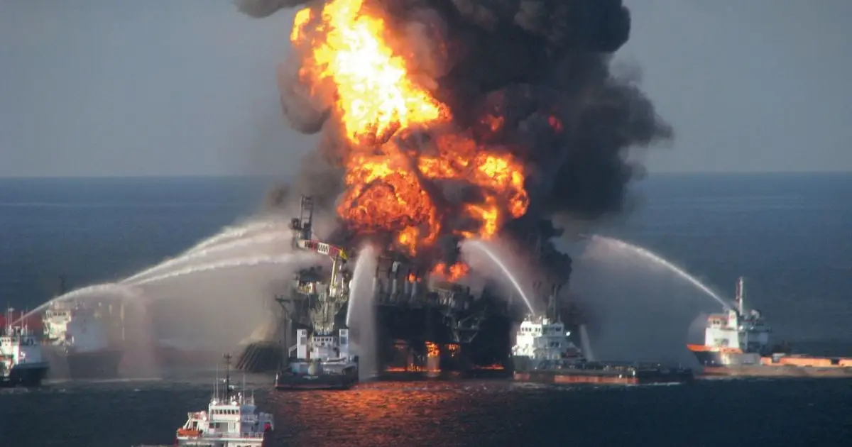 Giant Fire Tornadoes Could Help Clean Oil Spills, Scientists Say
