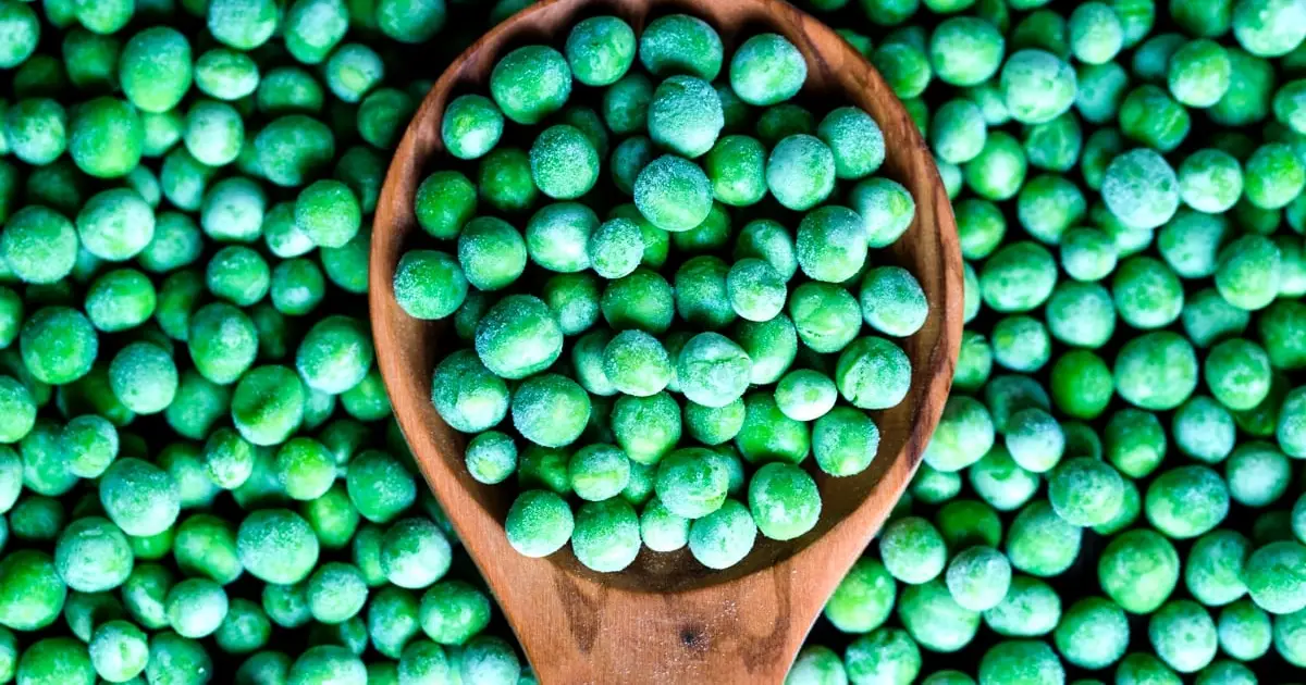Are Frozen or Canned Fruit & Veg as Healthy as Fresh? An Expert Explains.