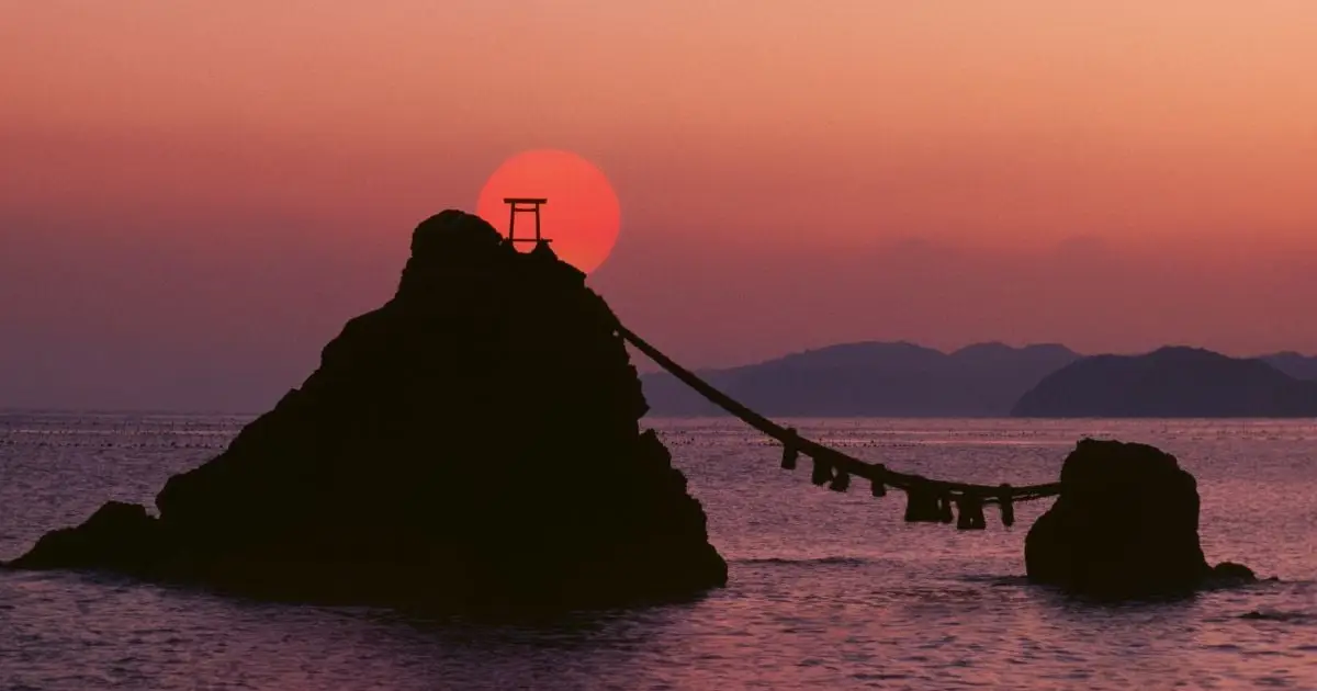 A Giant Seismic Wave Bounced Off Earth's Core And May Have Shifted Japan