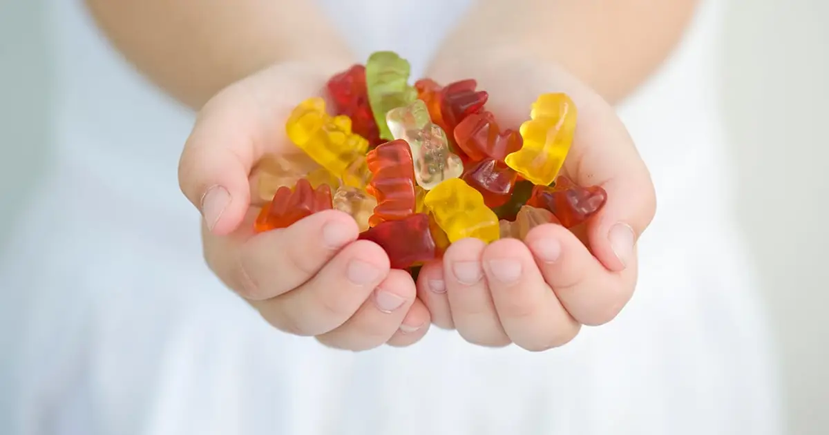 Gummies Packed With Beneficial Bacteria Can Reduce Gum Bleeding in Just 6 Weeks, Trial Finds