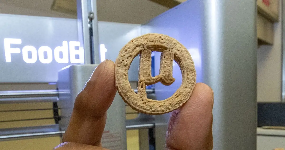 Scientists Just Made A Cookie Out of Recycled Plastic 'Slurry'. Welcome to 2026