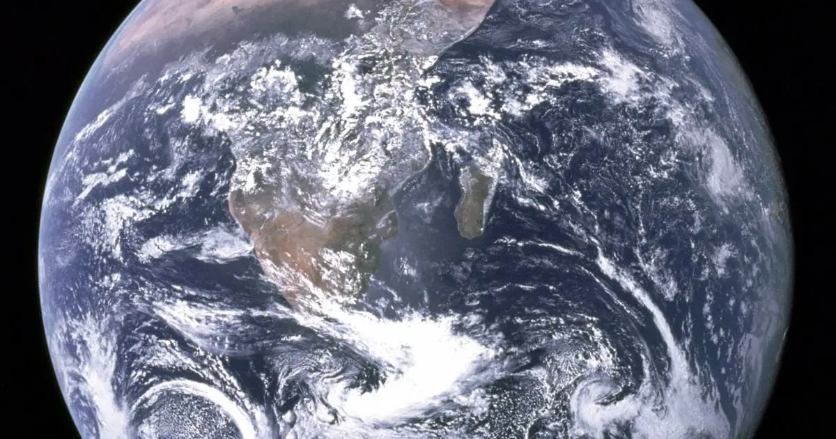 The Strange Hypothesis That Suggests Earth May Be Alive