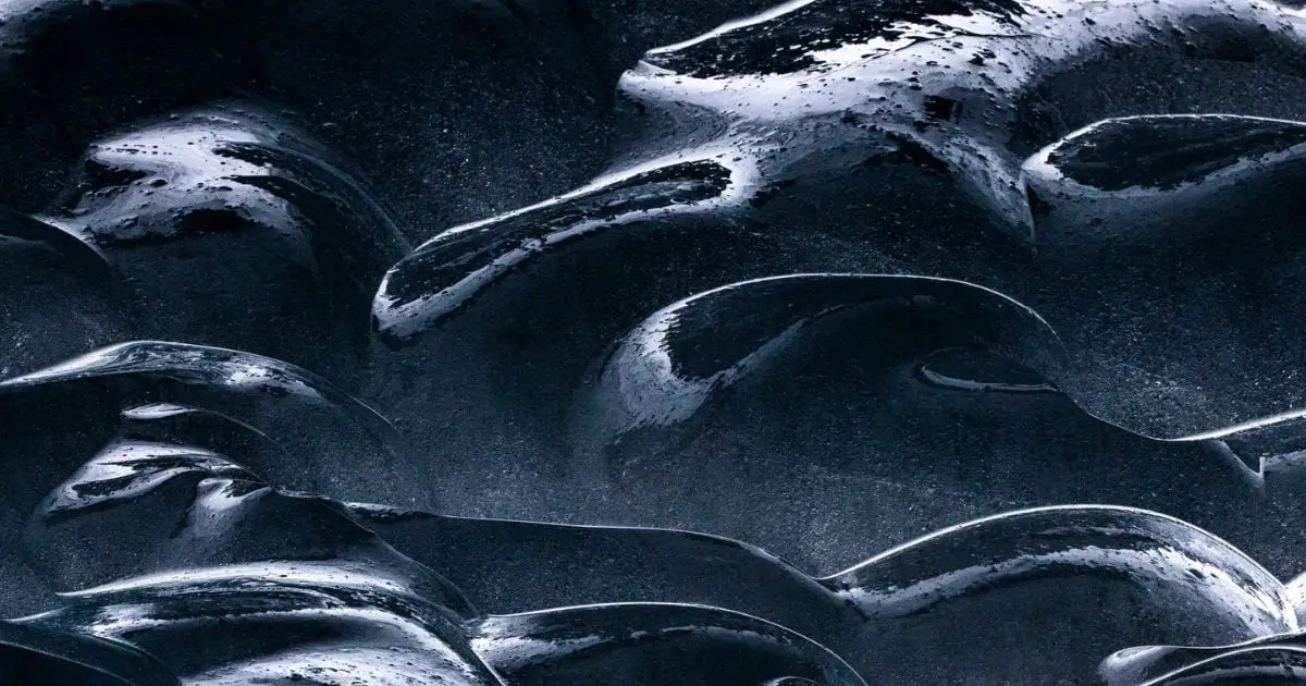 Scientists Witness Water Transforming Into a Weird 'Glass' Instead of Ice