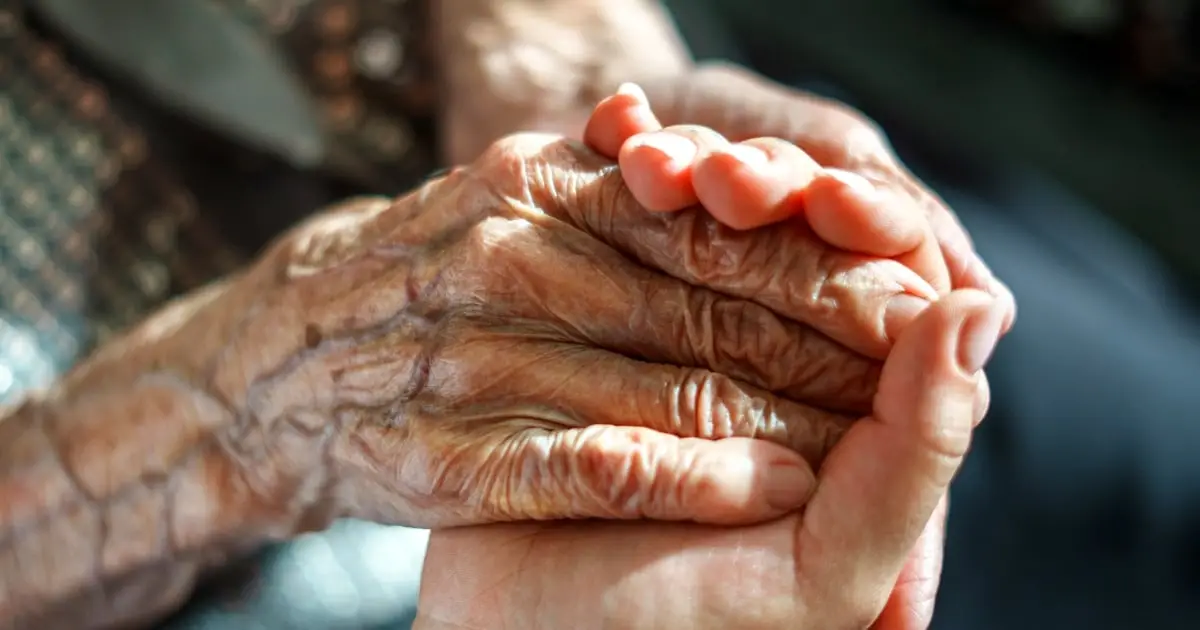 If Your Parents Live to 100, Does That Mean You Will Too? The Most Comprehensive Study Yet Has an Answer.
