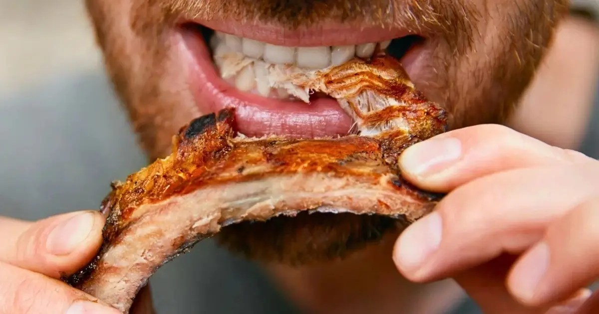 Study Shows Meat Eaters Are More Likely to Survive to 100, But There's a Catch