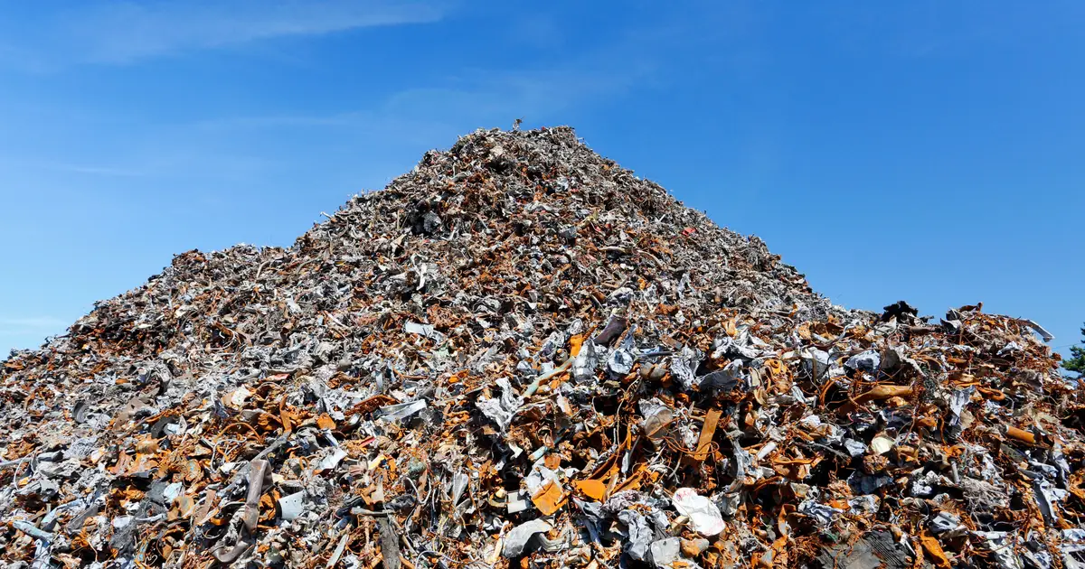 Scientists Discover a Genius Use For Leftover Steel Waste – And It Could Save Lives