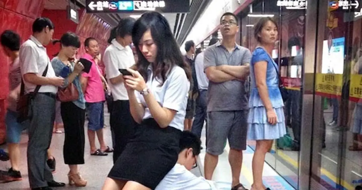 Eyeing China , EU moves to ban  high - risk  foreign suppliers from telecoms networks