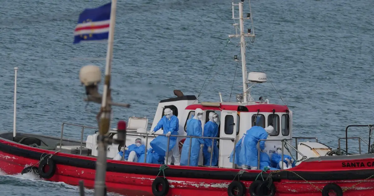 Spain readies for evacuations as a hantavirus-hit cruise ship heads for the Canary Islands
