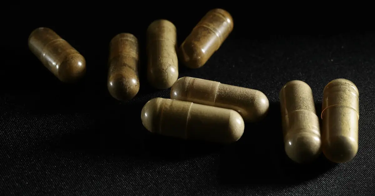 STAT+: Trump pivots on kratom derivative 7-OH, floating approval for some forms