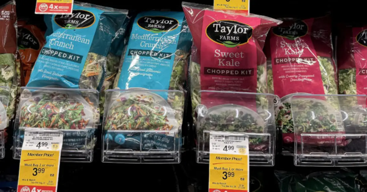 FDA still focused on lettuce supplier as source of parasite, despite faulty test result