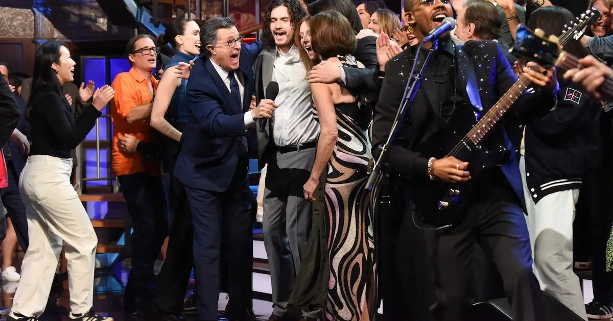Stephen Colbert’s Director Breaks Down ‘Nonstop Craziness’ of ‘Late Show’ Series Finale