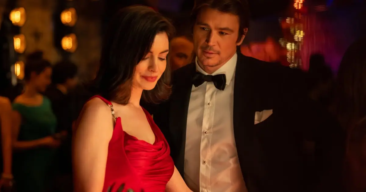 ‘Verity’ Review: Anne Hathaway Flirts With Camp in Silly, Sexy and Overstuffed Adaptation