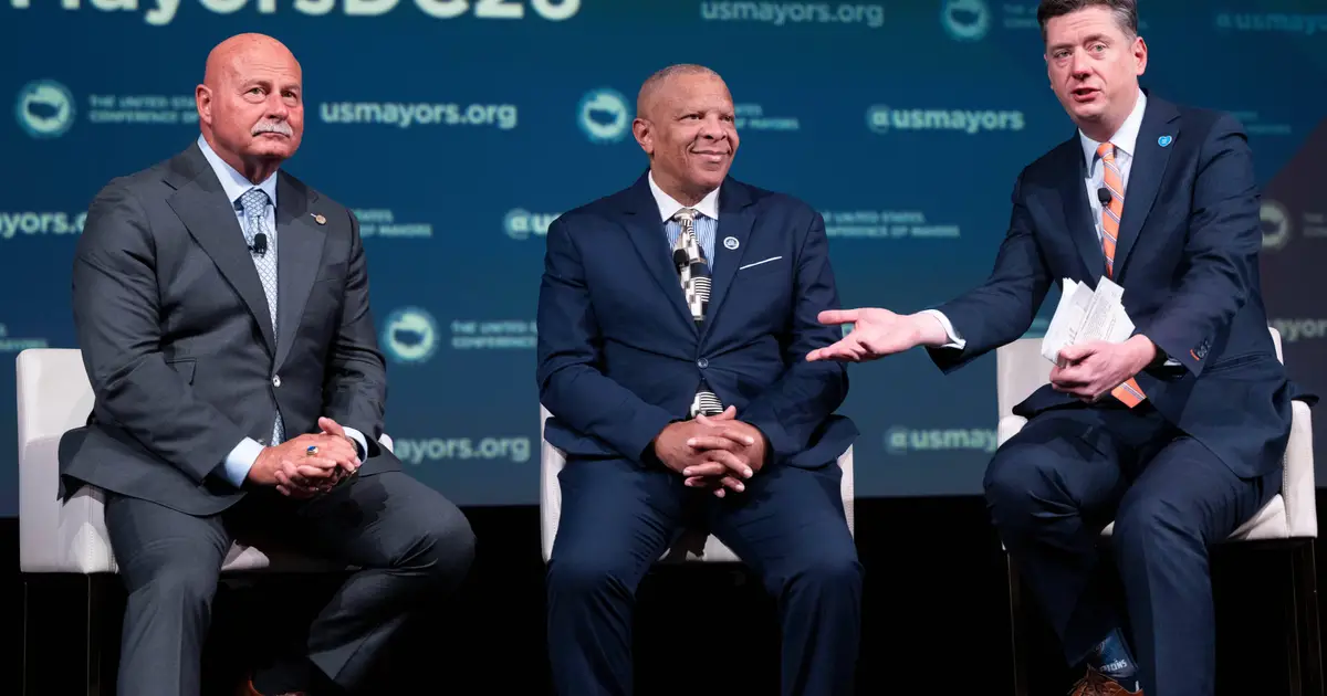 Mayors warn that Trump hardline immigration tactics could dent trust in law enforcement