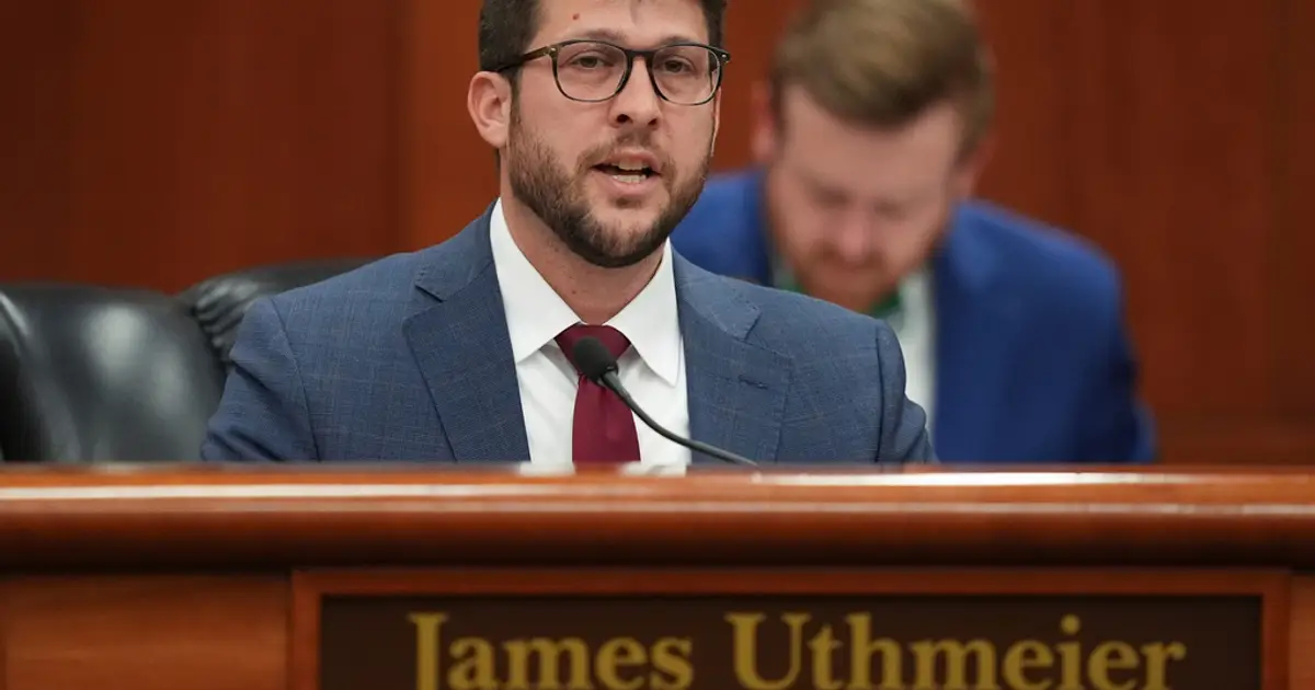 Florida secures 15 - year protection from left - wing migrant parole policies