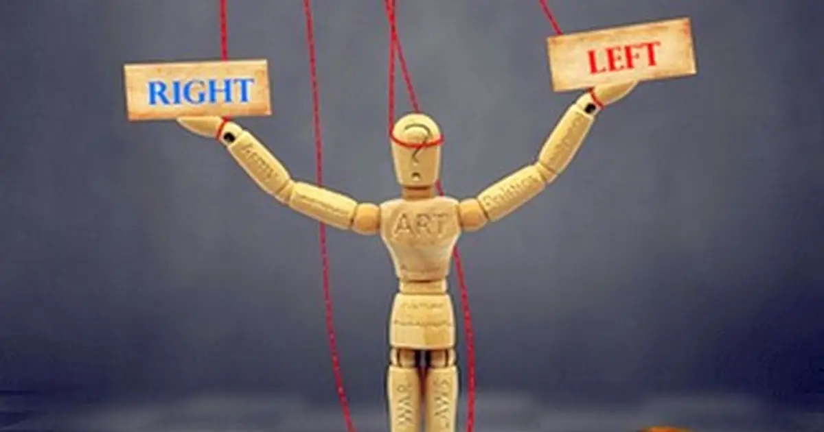 Of mobs , money laundering and  moderate * WorldNetDaily * by Laura Hollis