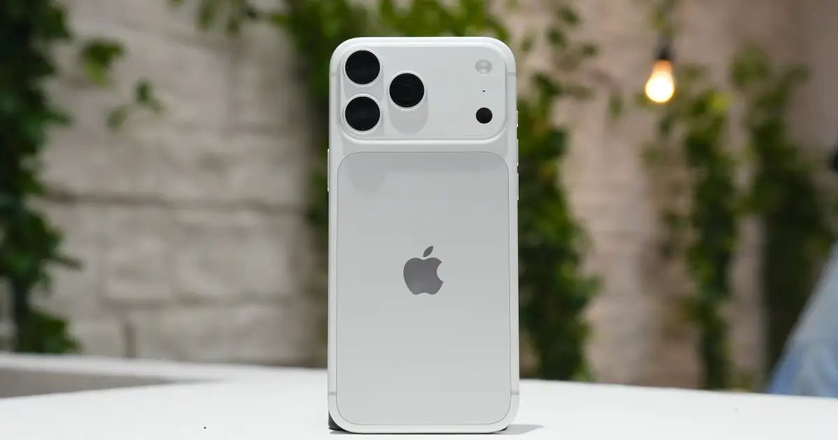 iPhone 18 Pro Max stuck in SOS mode? Try AT&T’s urgent fix ASAP